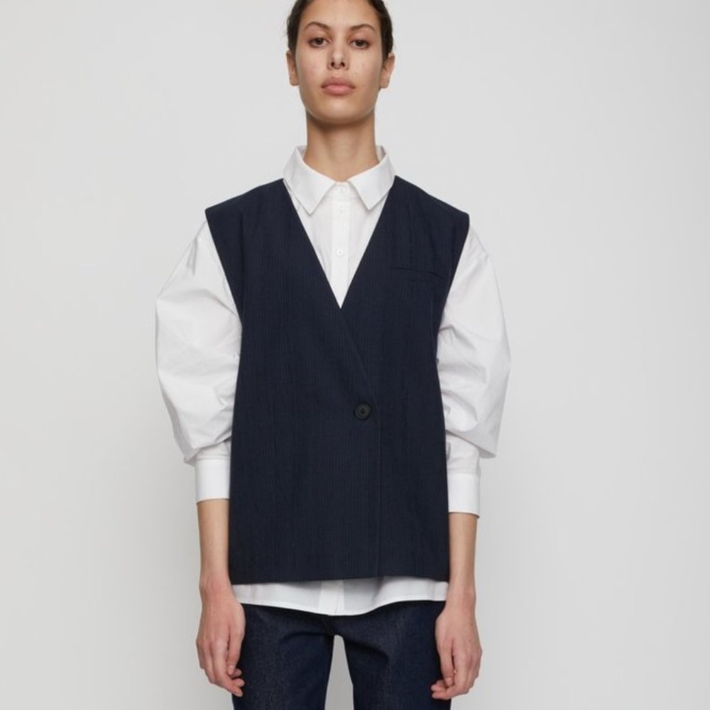 JUST FEMALE Planet Vest Navy blue boxy fit Women’s Sz 38/6